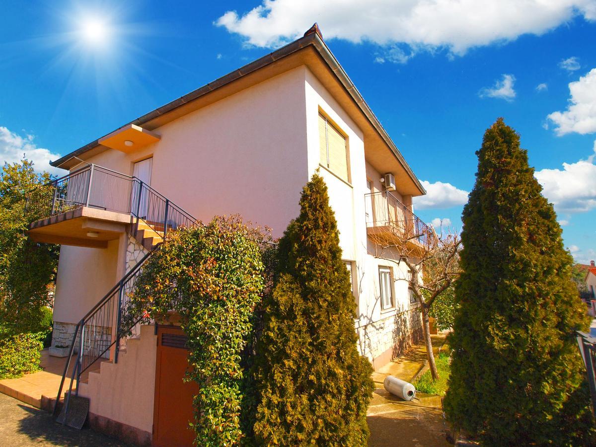 Apartments Mirela 1554 PUY 외부 사진
