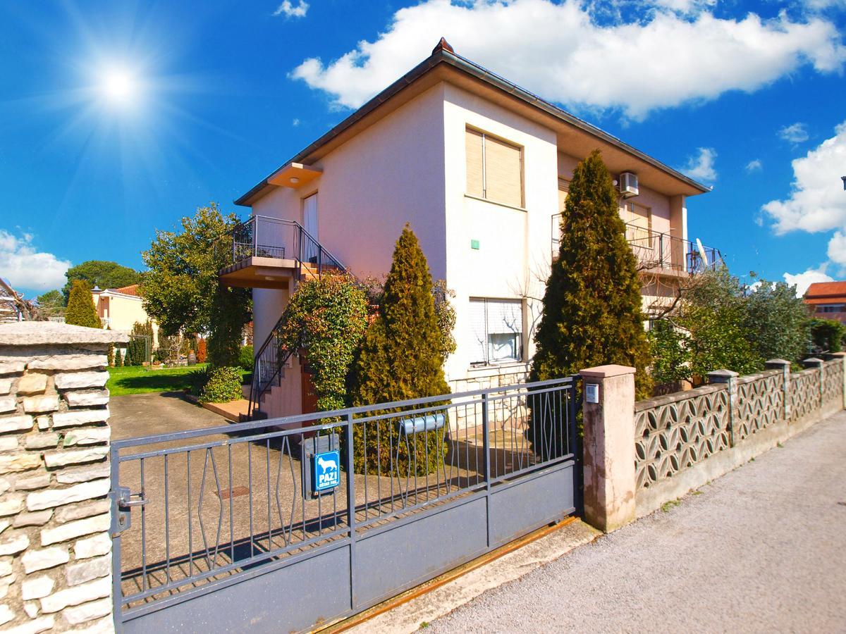 Apartments Mirela 1554 PUY 외부 사진