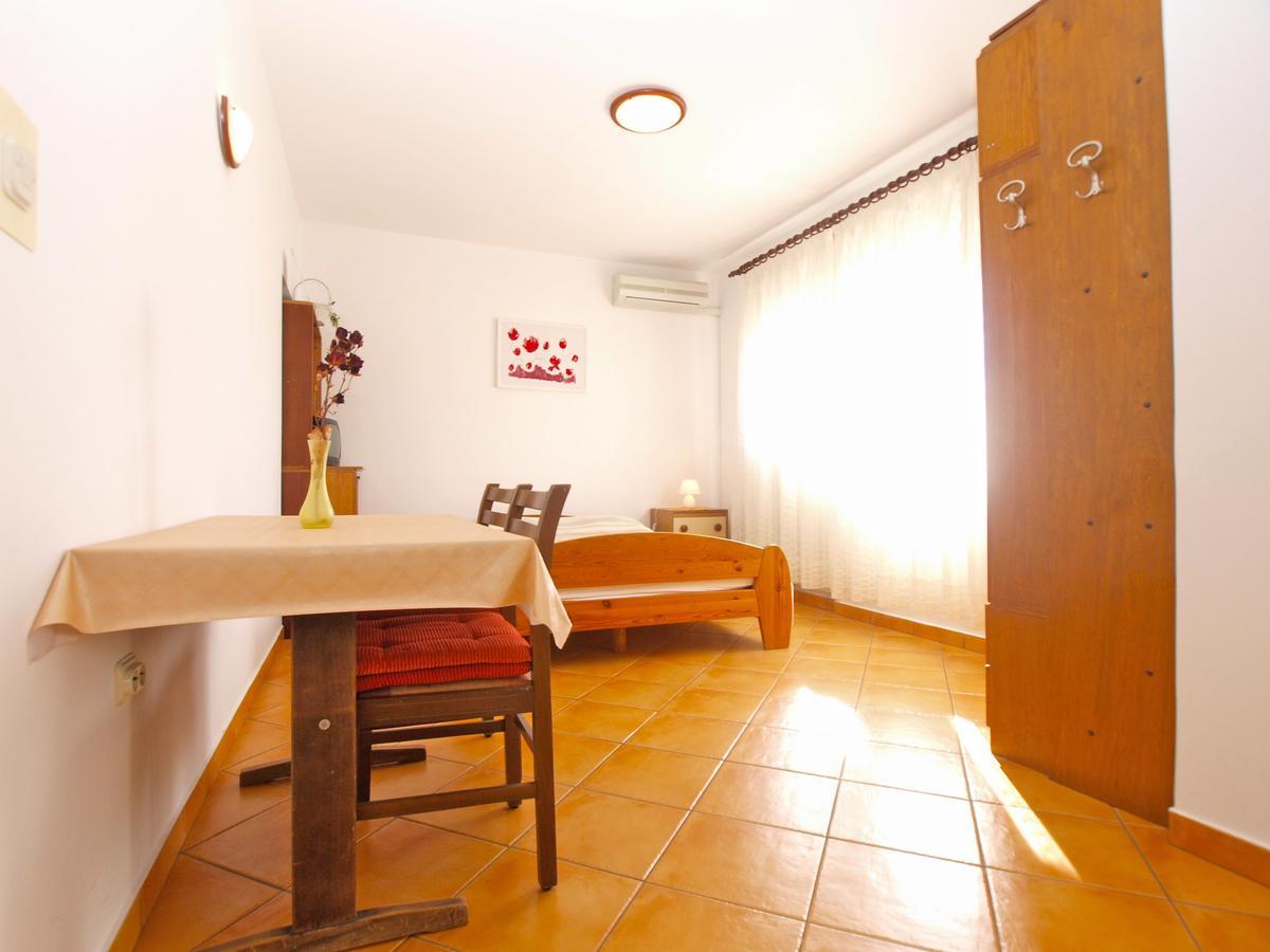 Apartments Mirela 1554 PUY 외부 사진